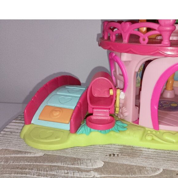 HASBRO: MLP - Ponyville Pinky Pie Balloon House only, 2AAA Battery (Pre-Owned) - Picture 6 of 7